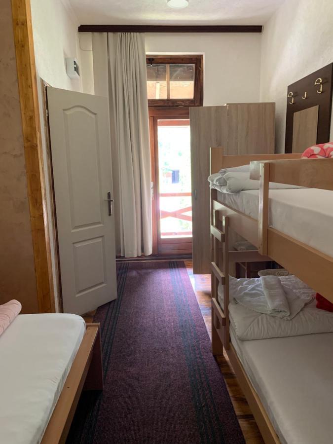 Etno Selo Bok Bed and Breakfast Vrhpolje Buitenkant foto