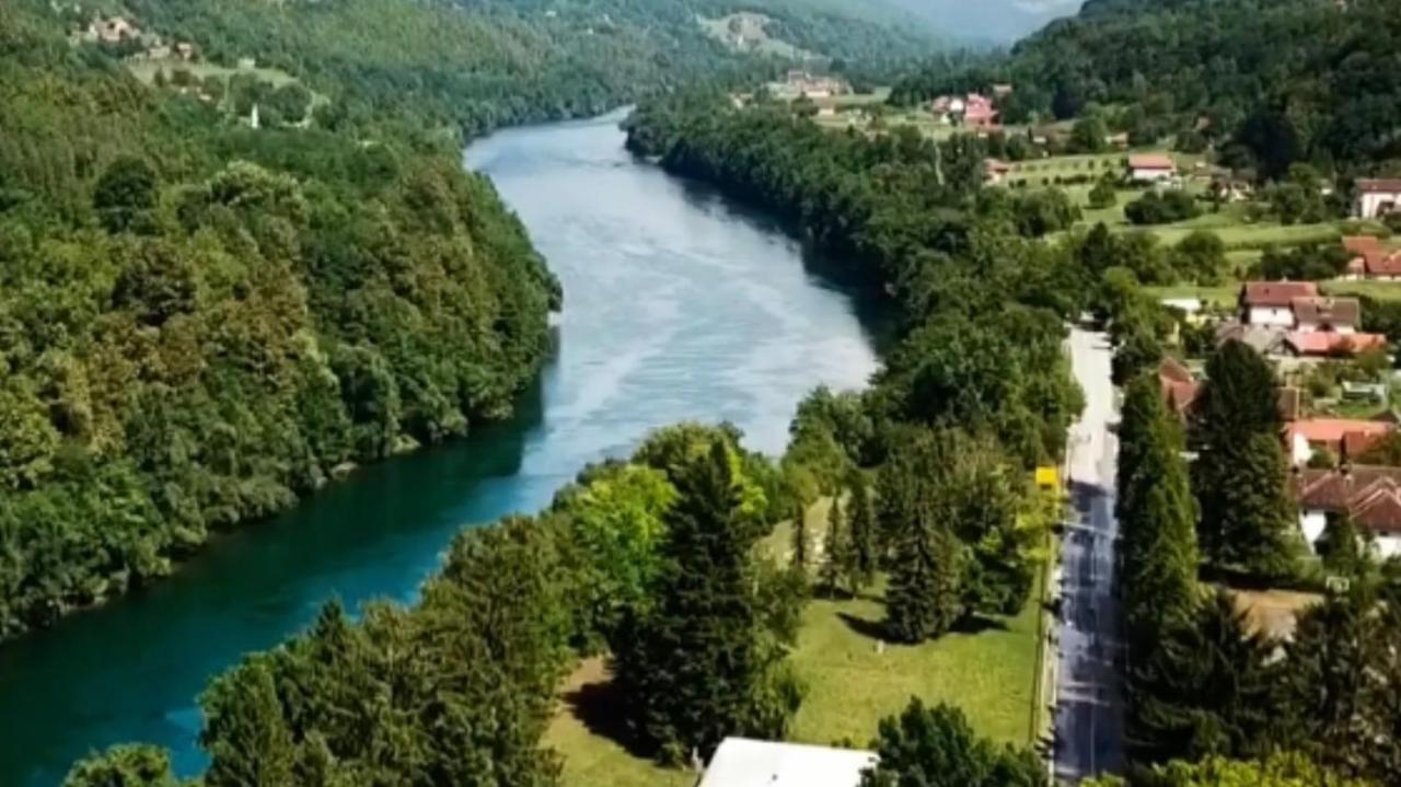 Etno Selo Bok Bed and Breakfast Vrhpolje Buitenkant foto